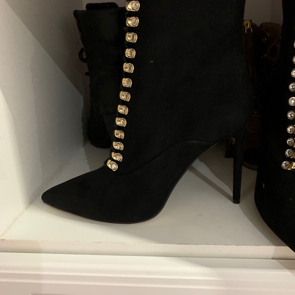 New JLO Jennifer Lopez Black & Gold Booties - Picture 5 of 5